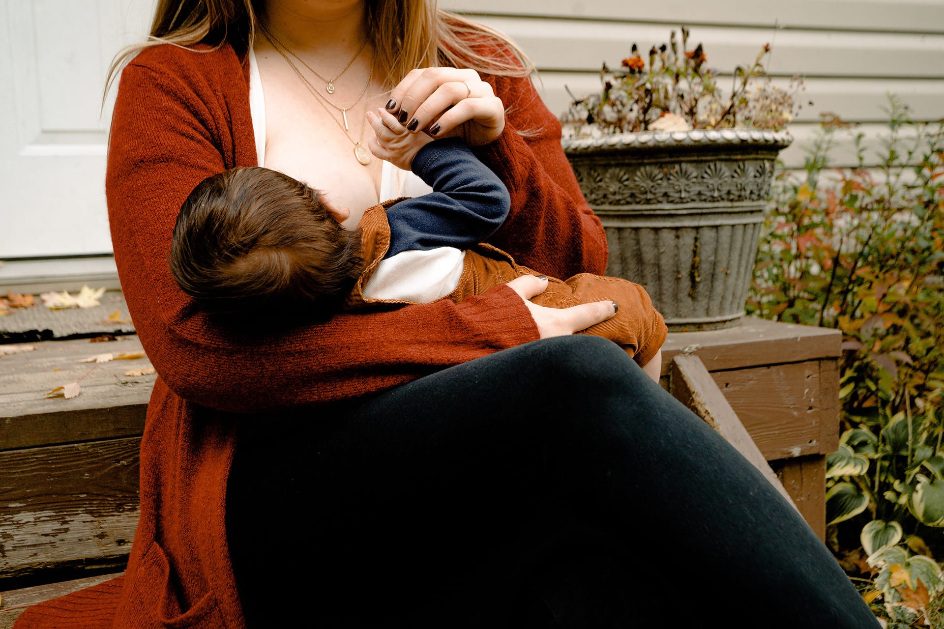 Bebé en lactancia materna